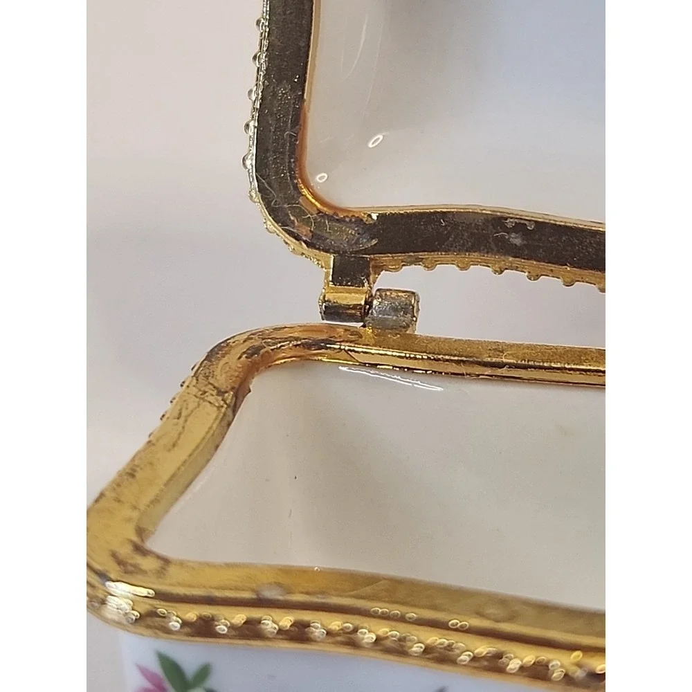 Imperial‎ Porcelain Trinket Box White, Goldtone & Floral Psalm 46:1 Bible Verse